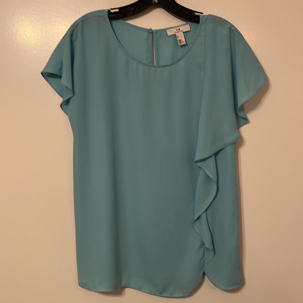 Halston blouse size Small